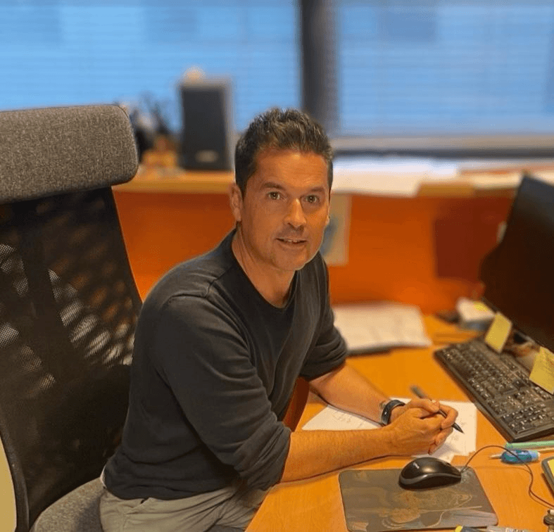Fundador de Imperlan construcciones